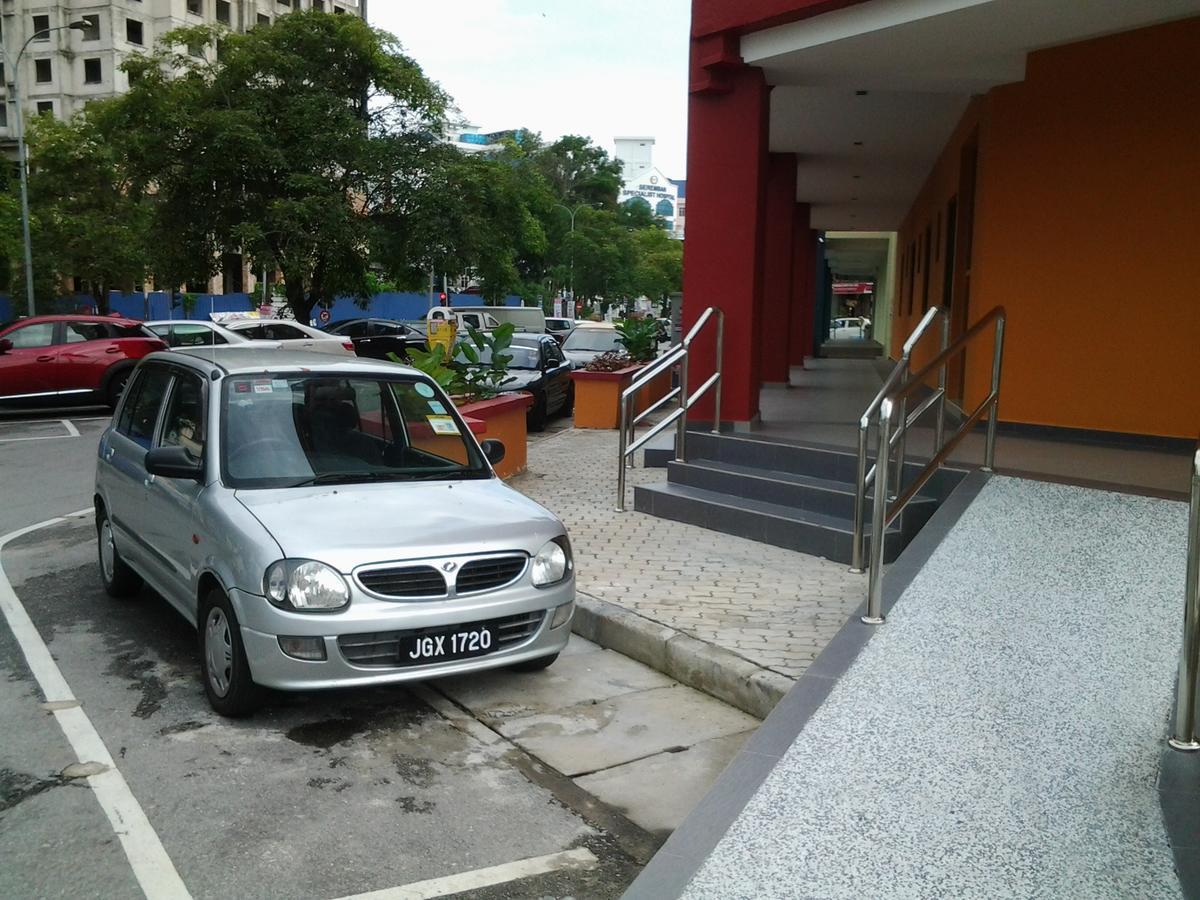 Suria Seremban Hotel Extérieur photo